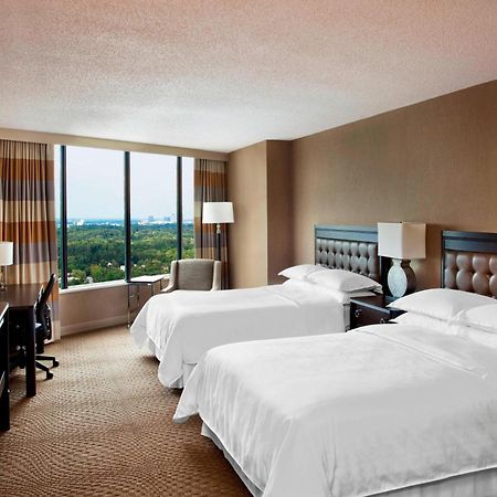 Sheraton Greensboro Cameră foto